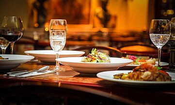 Restaurantes y bares