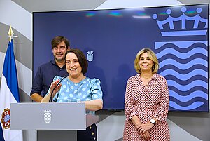 Nela García presenta la actividad Pequeños Fogones