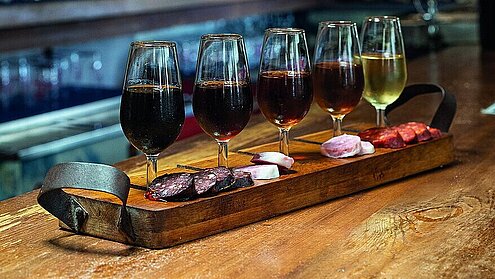 Tabancos, Peñas y Mostos